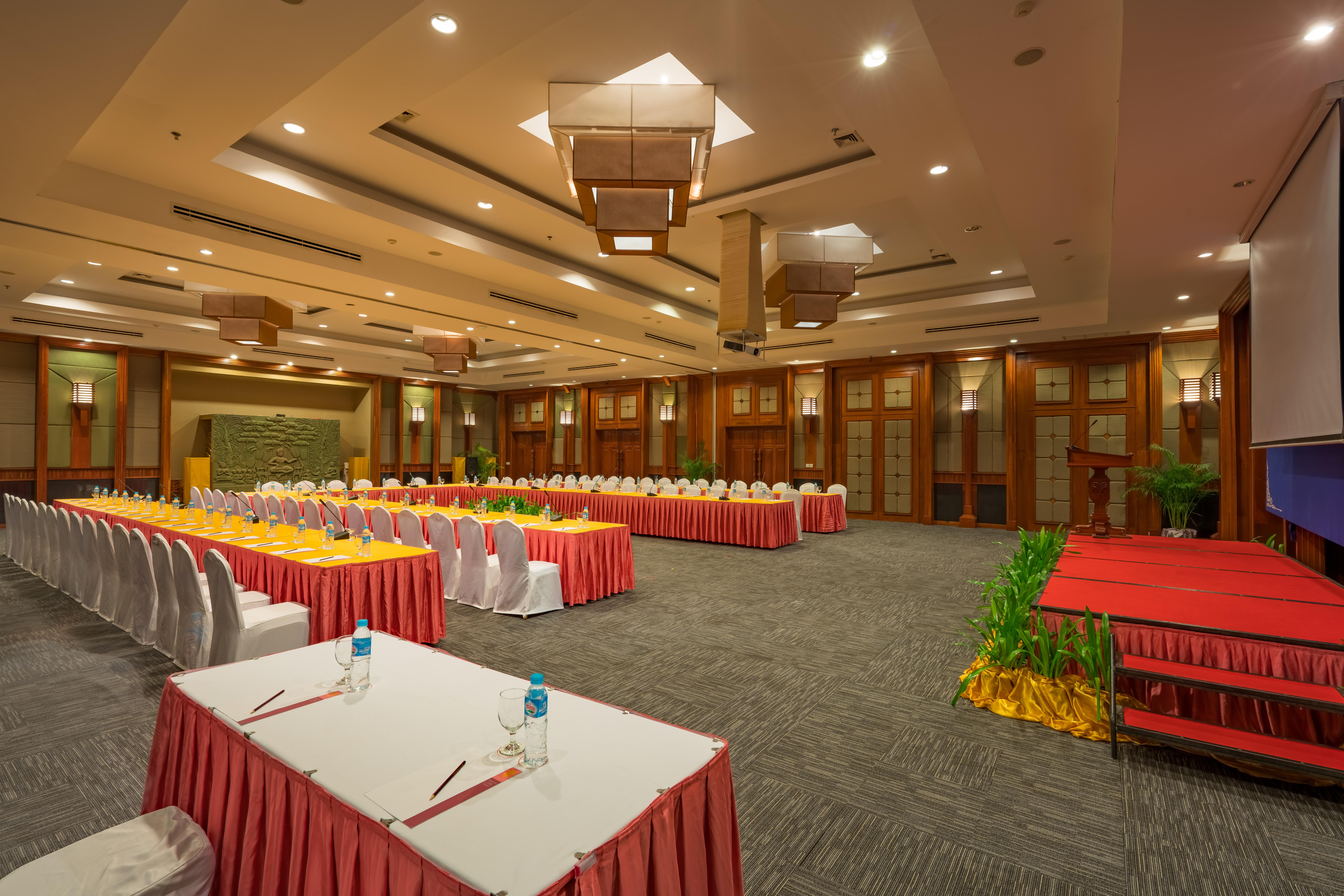 Angkor Miracle Resort & Spa Siem Reap Buitenkant foto