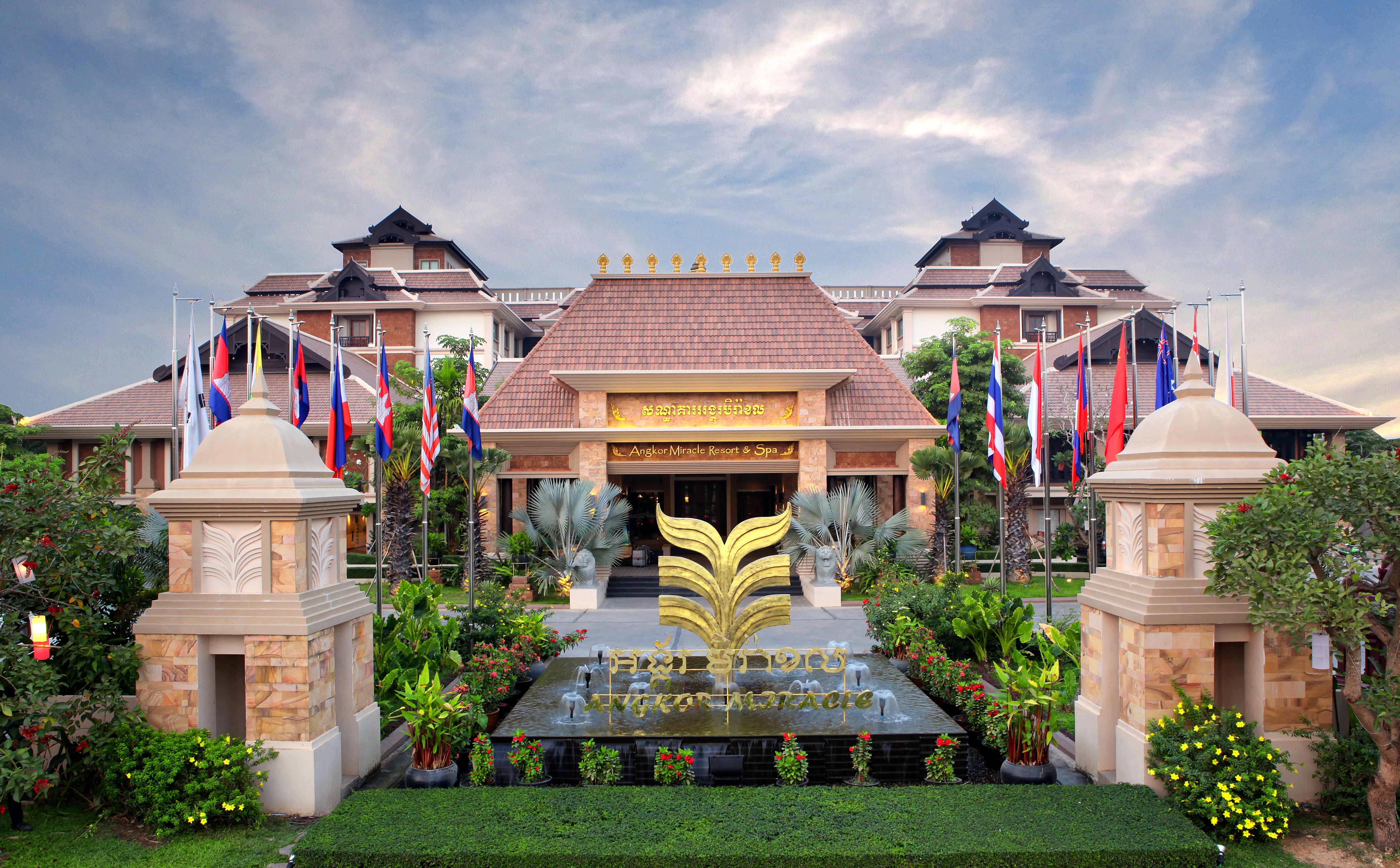 Angkor Miracle Resort & Spa Siem Reap Buitenkant foto